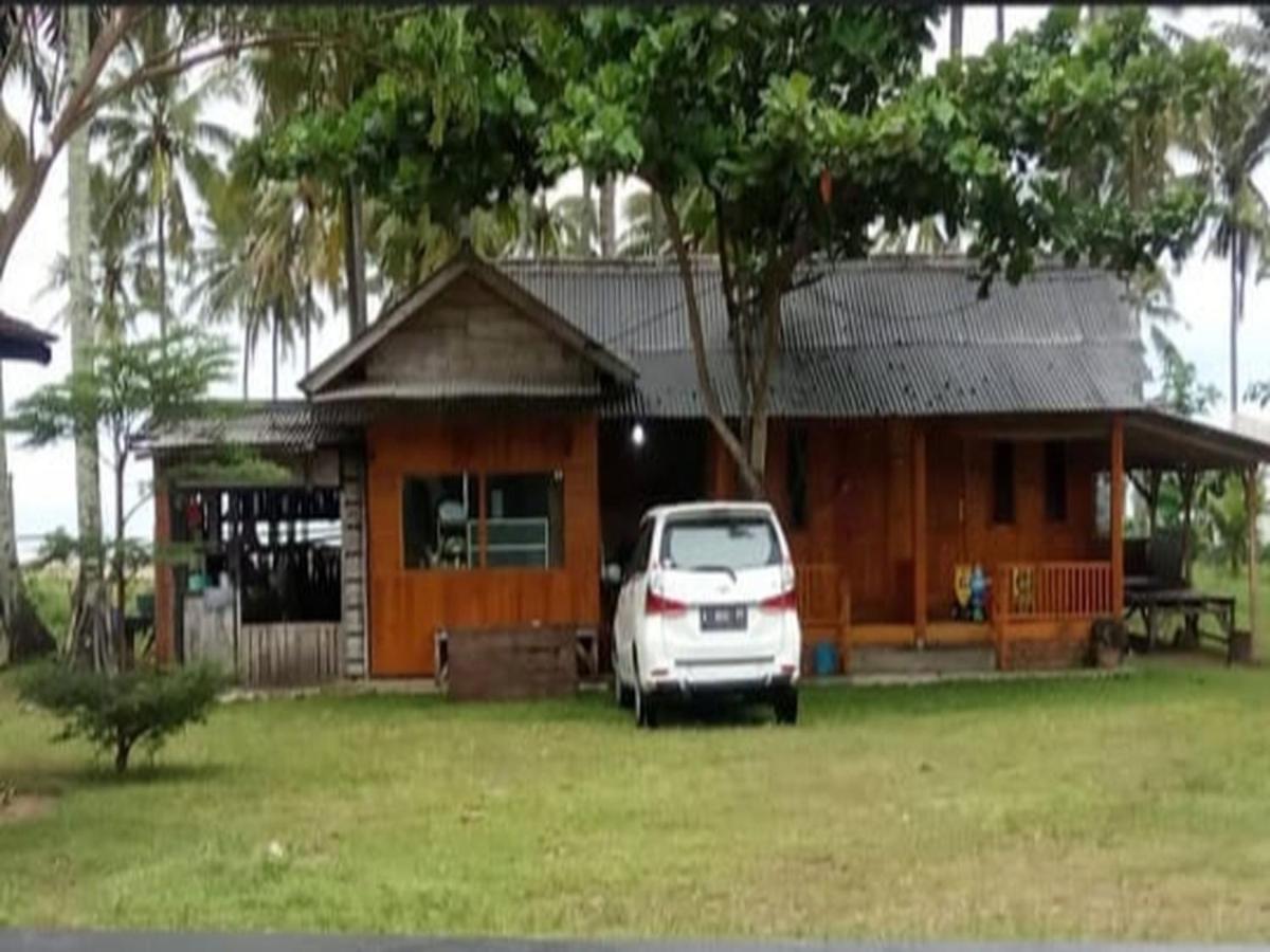 Villa Akbar Sawarna Exterior photo